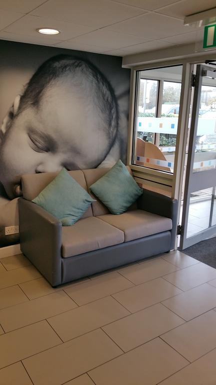 Warrington Motel, J20 M6 Lymm Services Eksteriør bilde